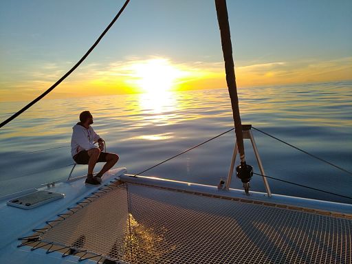 Sunset Ibiza, puesta de sol en catamarán en la Isla de Ibiza